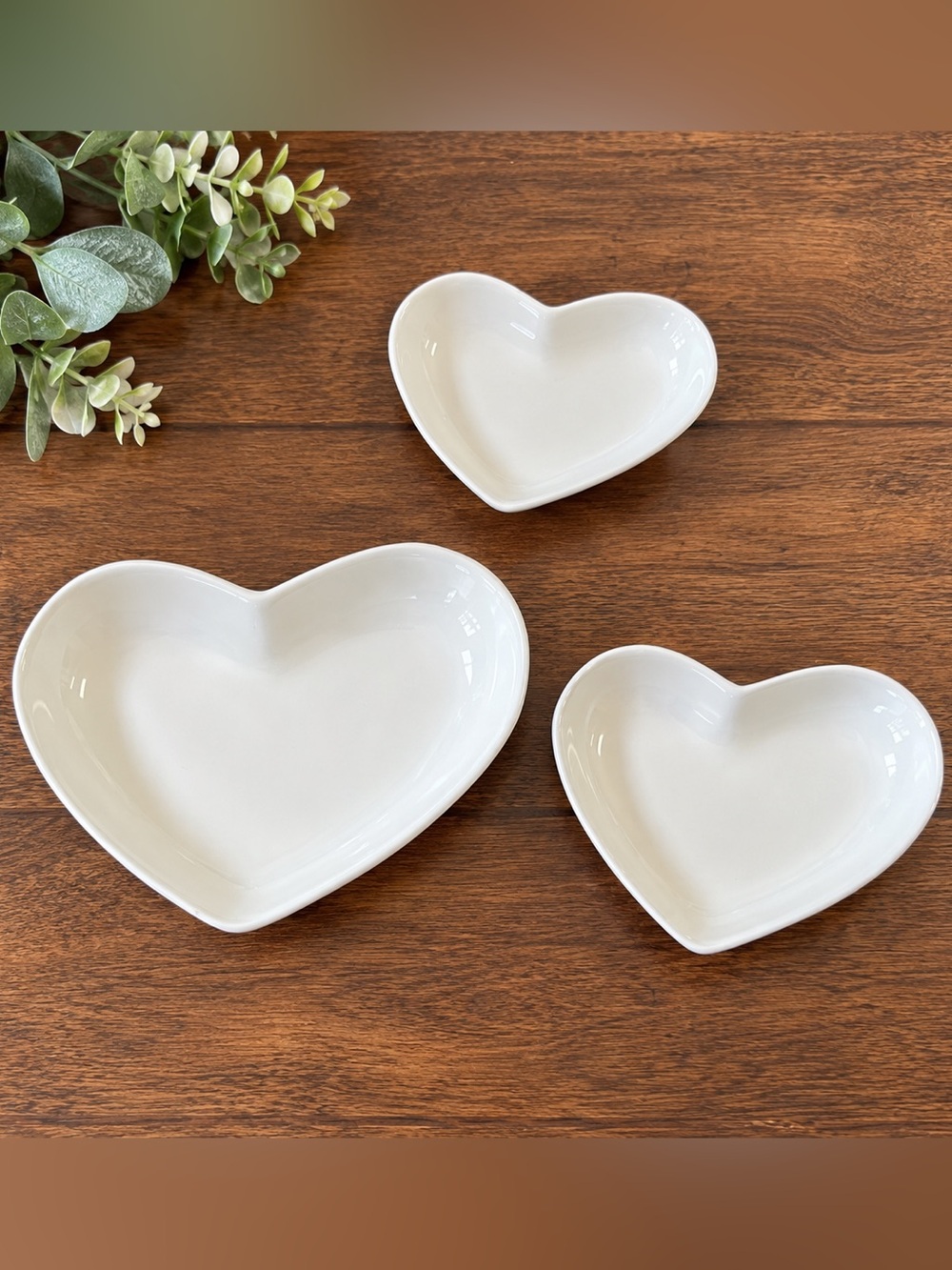 Pottery Barn White Heart Nesting Bowls **Set of 3**